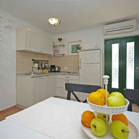 Steinhaus Dalmatien Apartment Podaca Luaran gambar