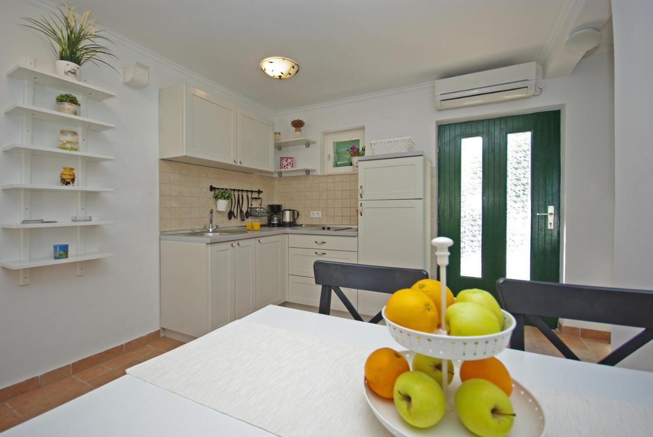 Steinhaus Dalmatien Apartment Podaca Luaran gambar