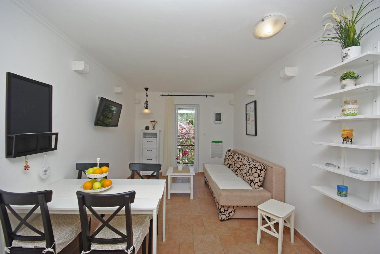 Steinhaus Dalmatien Apartment Podaca Luaran gambar