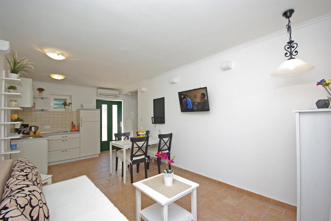 Steinhaus Dalmatien Apartment Podaca Luaran gambar