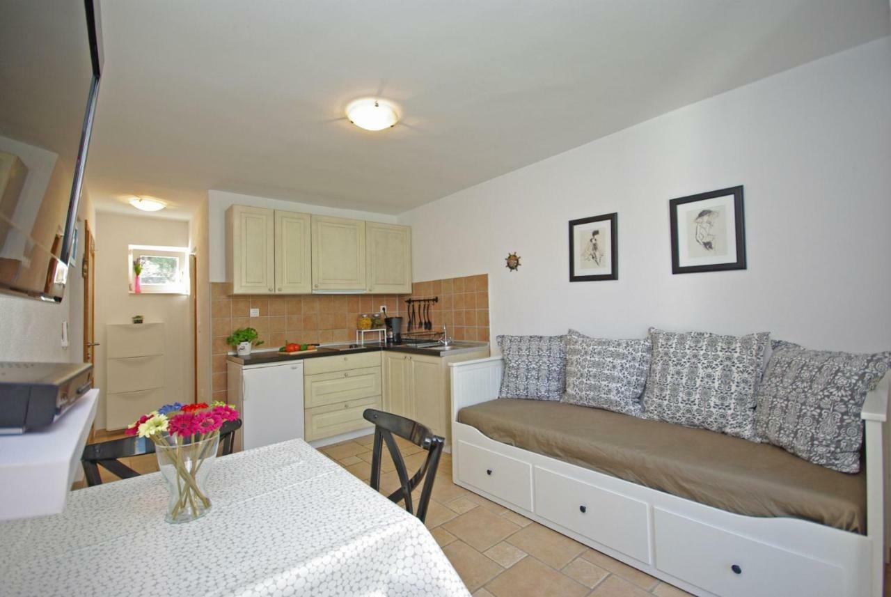 Steinhaus Dalmatien Apartment Podaca Luaran gambar