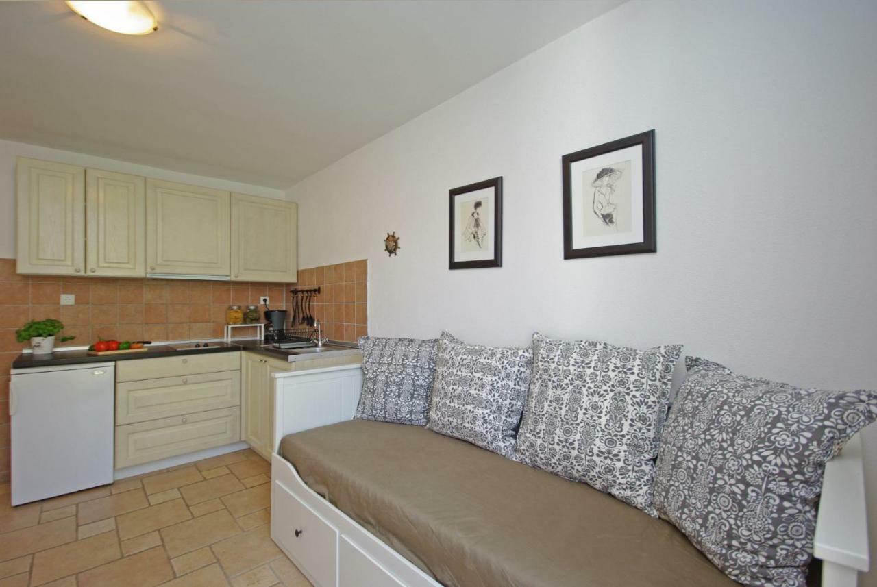 Steinhaus Dalmatien Apartment Podaca Luaran gambar
