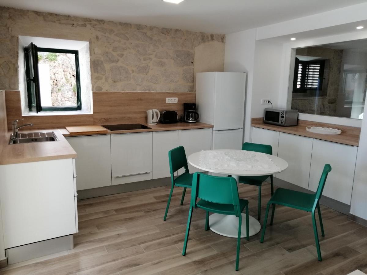 Steinhaus Dalmatien Apartment Podaca Luaran gambar